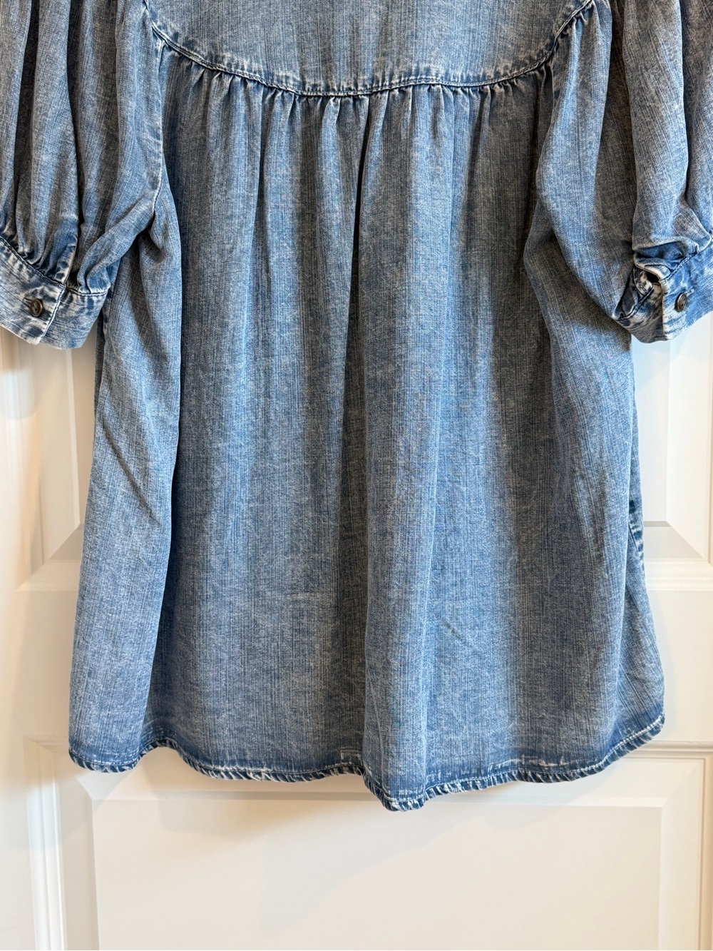 Jane & Delancey Chambray Button-Front Top - Picture 7 of 7